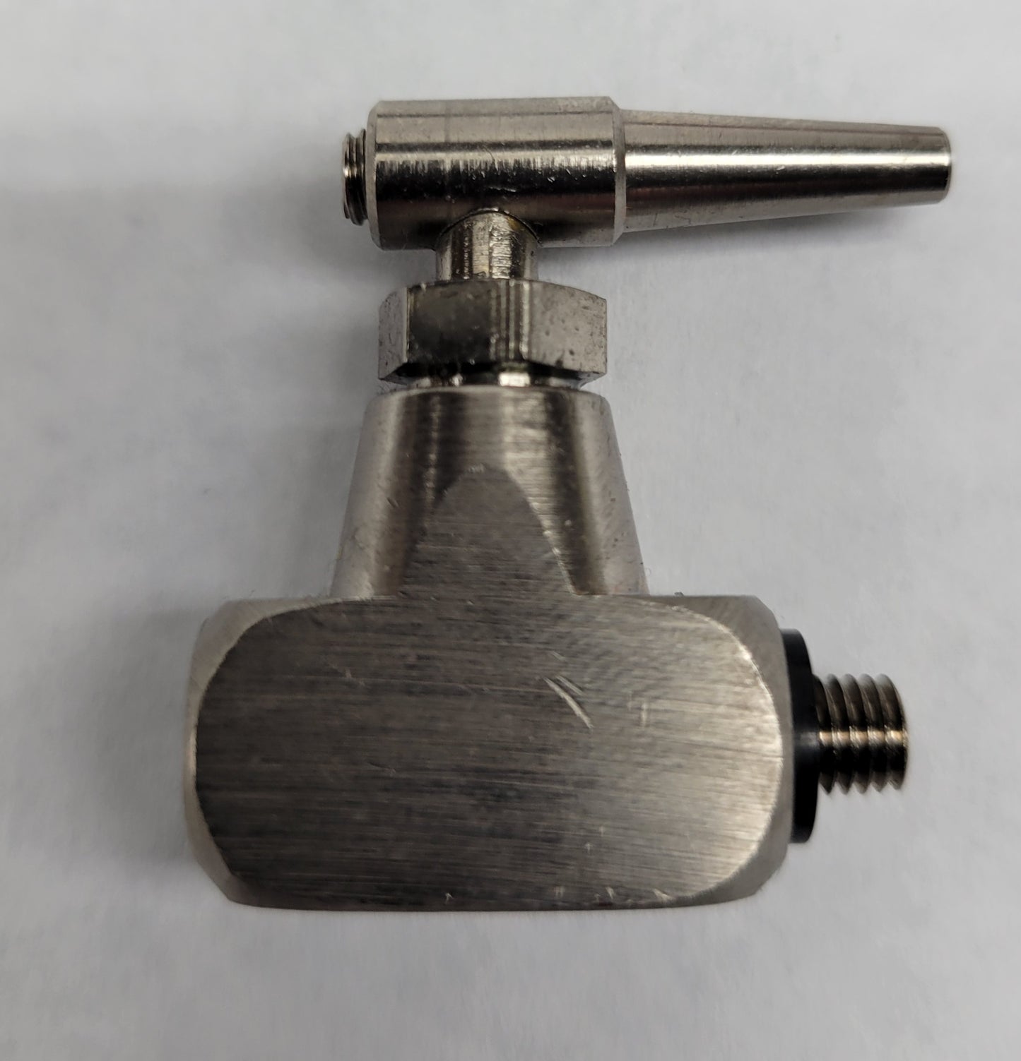 72 Stopcock with Female and Male 12-32 Thread Ends — 72 Stopcock Female and Male 12-32 Thread Ends*